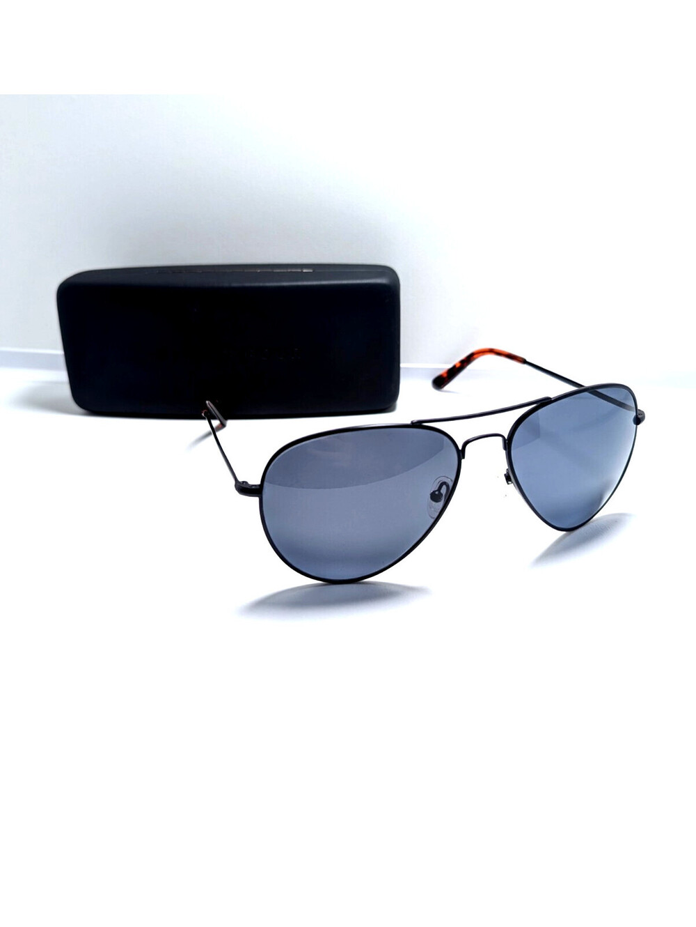 Five Four Men's Black Metal Aviator Gray Lens Sunglasses UV Protection